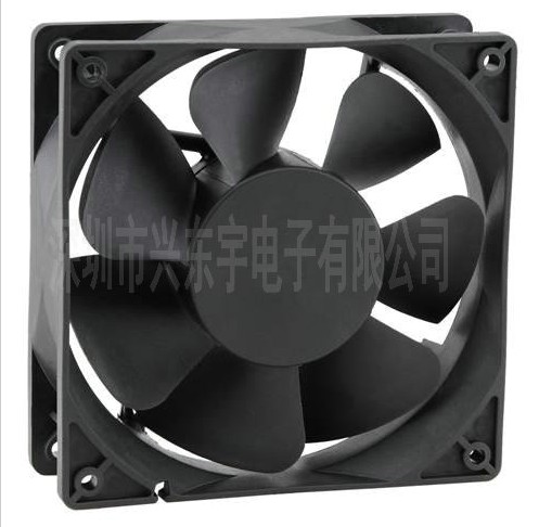 【雙滾珠交流風(fēng)扇】細心清理，專心制造！